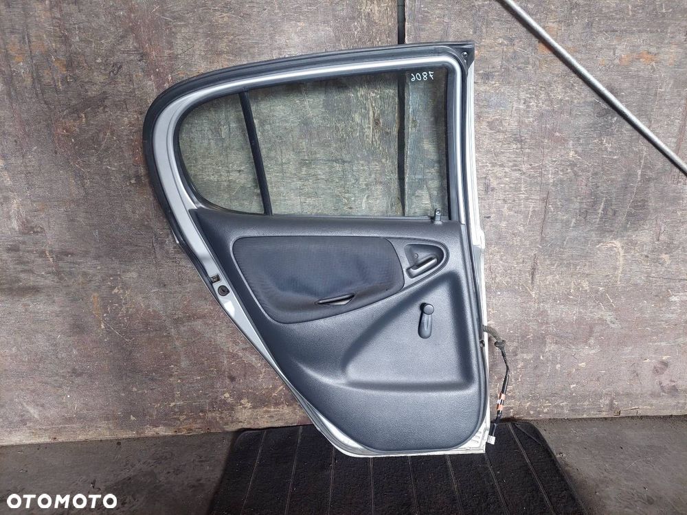 DRZWI KOMPLETNE LEWY TYŁ TOYOTA YARIS I 1E7 ID: 238230 - 6