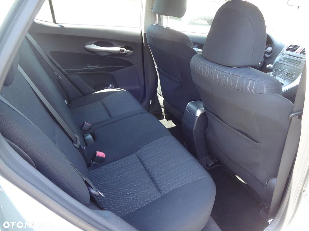 Toyota Auris 1.33 VVT-i 2010 - 7