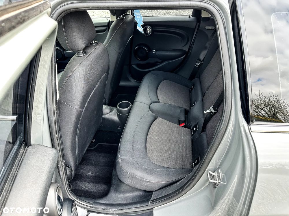 MINI Cooper John Works Trim - 15
