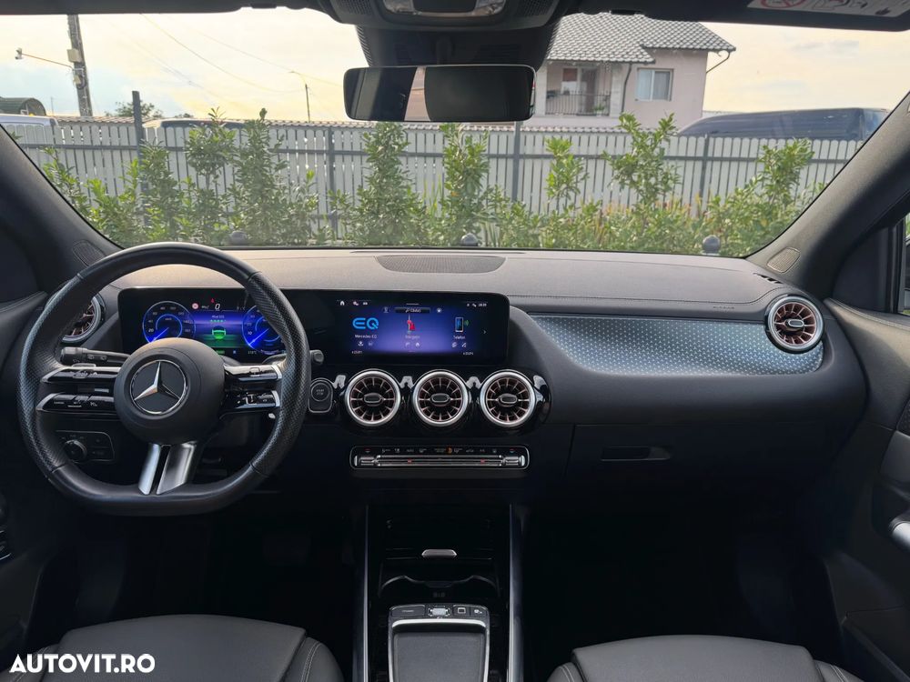 Mercedes-Benz EQA - 9