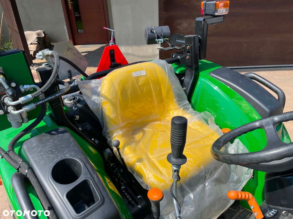 John Deere 3036E 3038E - 6