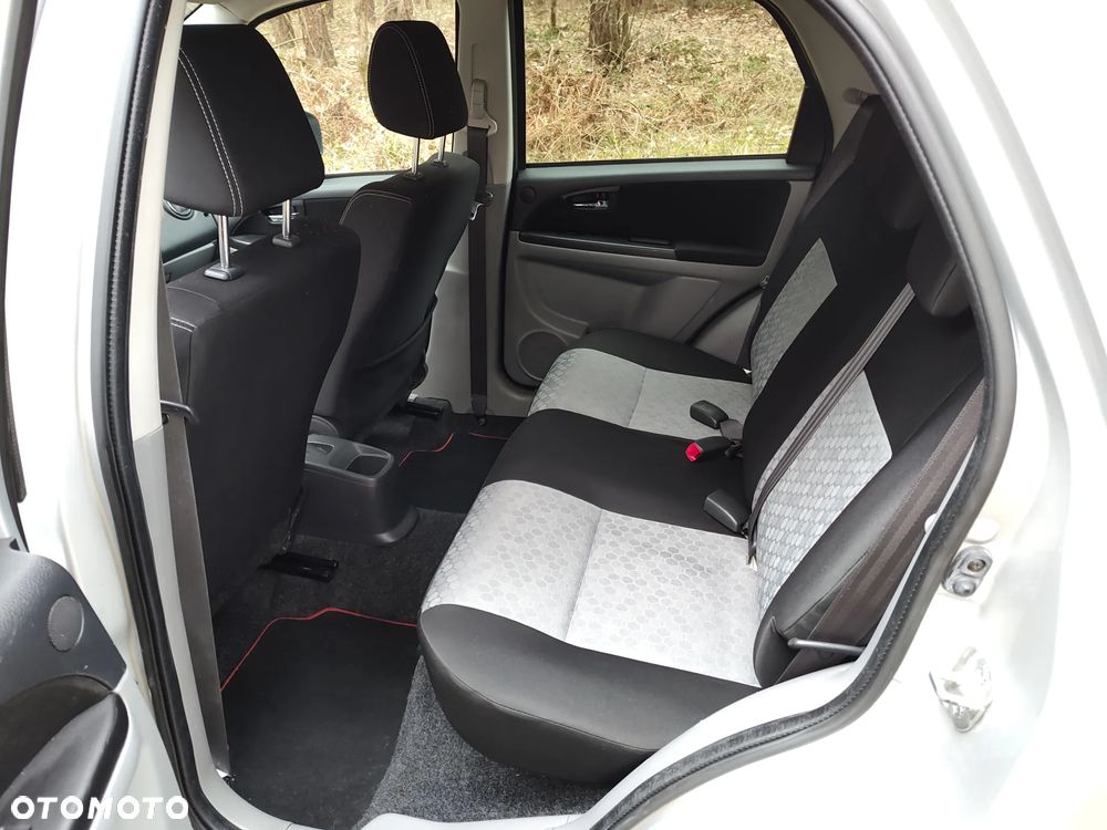 Suzuki SX4 1.6 Premium 4WD - 11