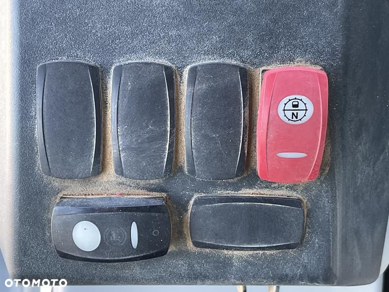 Caterpillar 428 F , rok 2012 - 9