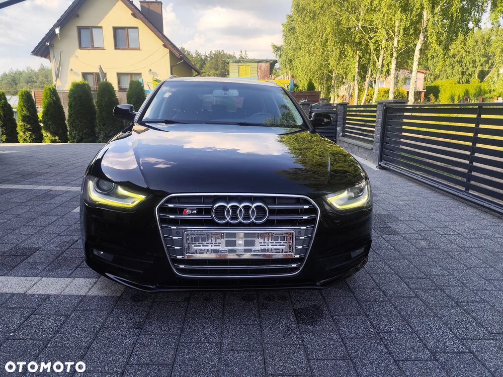 Audi A4 Avant - 1