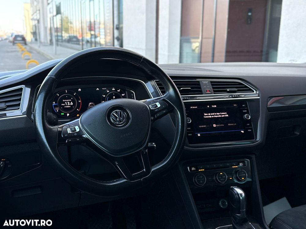 Volkswagen Tiguan 2.0 TDI SCR 4MOTION (BlueMotion Techn.) DSG Highline - 19