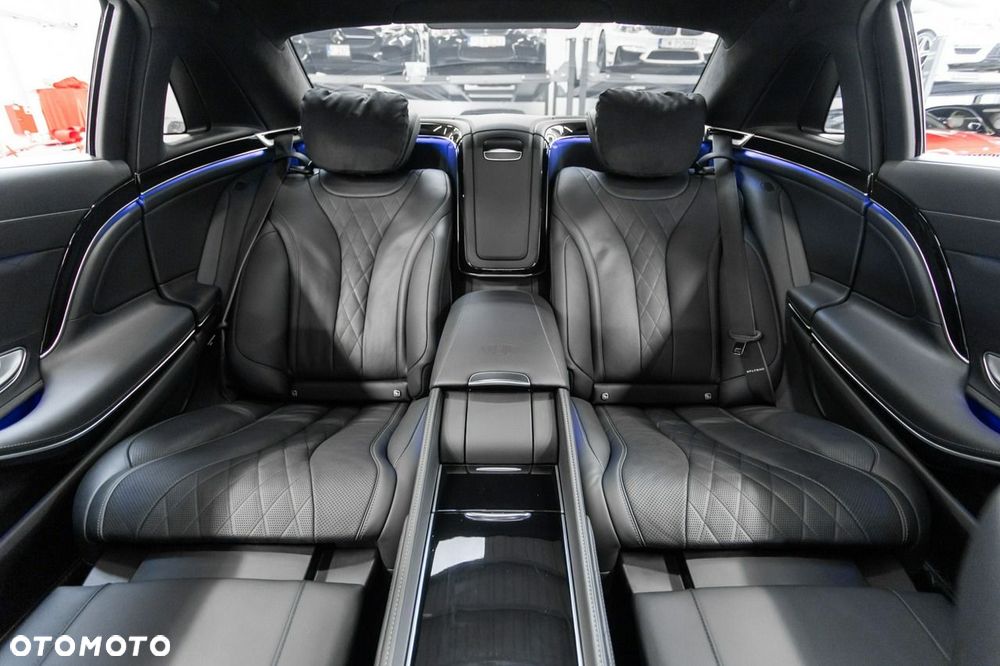Mercedes-Benz Klasa S 560 4-Matic L 9G-TRONIC - 20
