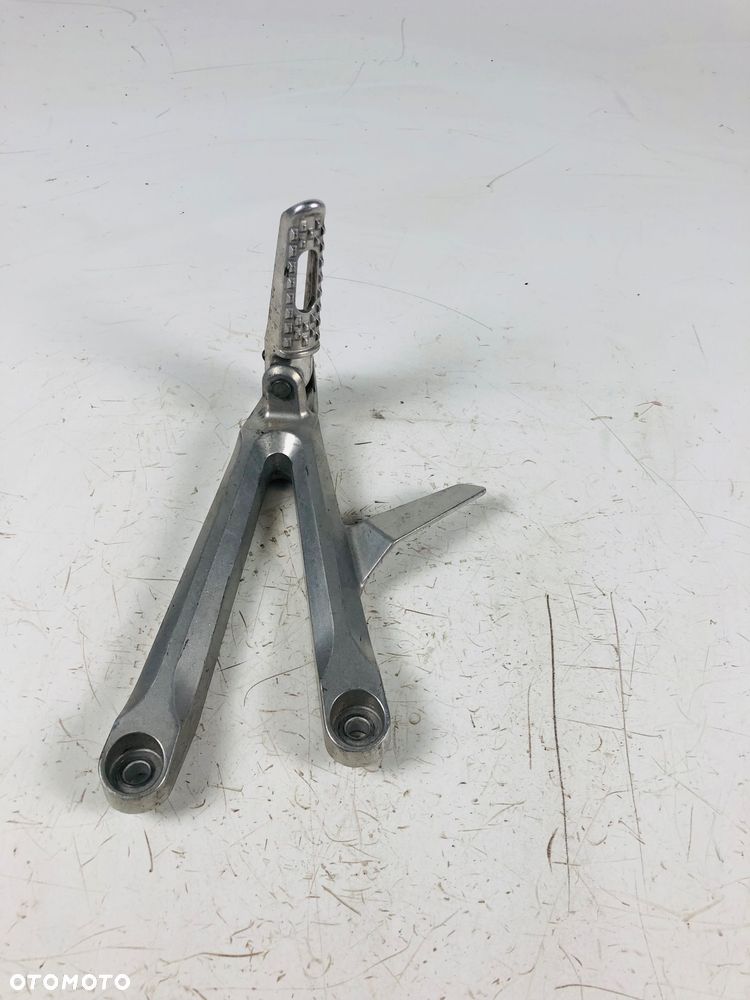 Honda CBR 600 RR PC37 05-06 prawy tył - 3