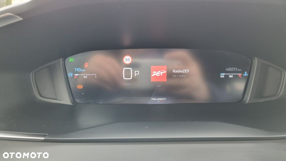 Peugeot 2008 1.2 PureTech Allure S&S EAT8 - 36