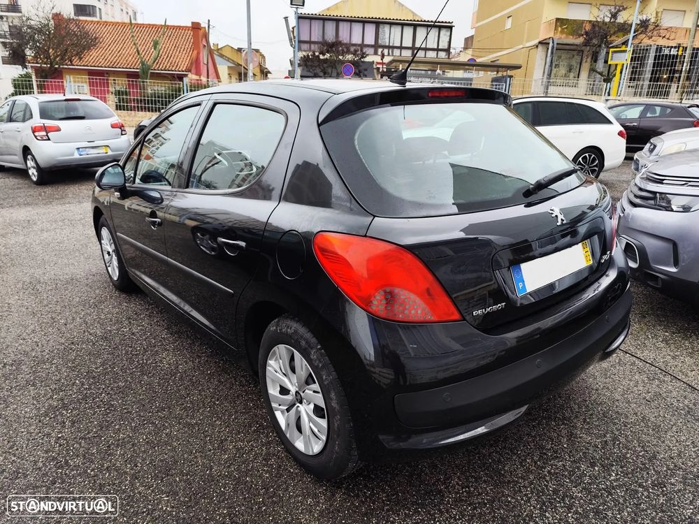 Peugeot 207 1.4 16V Active - 6