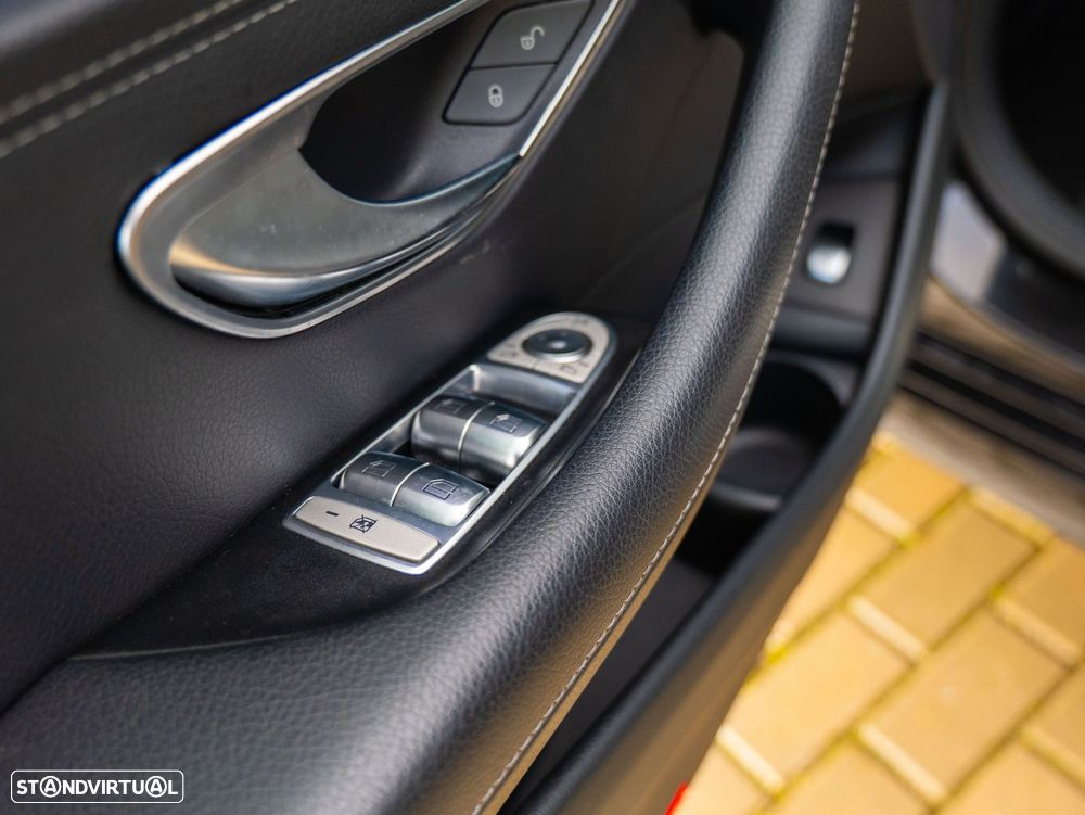 Mercedes-Benz E 220 d AMG Line - 15