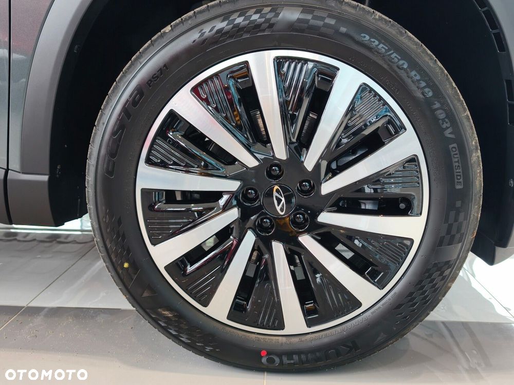 Chery Tiggo 8 - 10