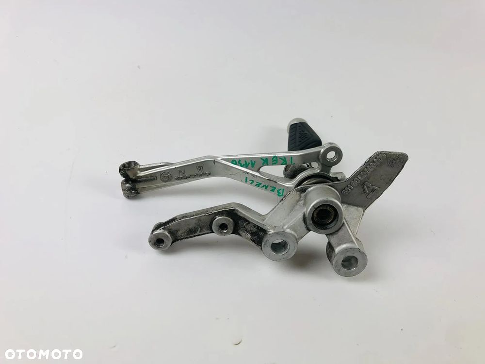 Benelli Tre 899 1130 K Set Prawy Przód Podnóżek - 6