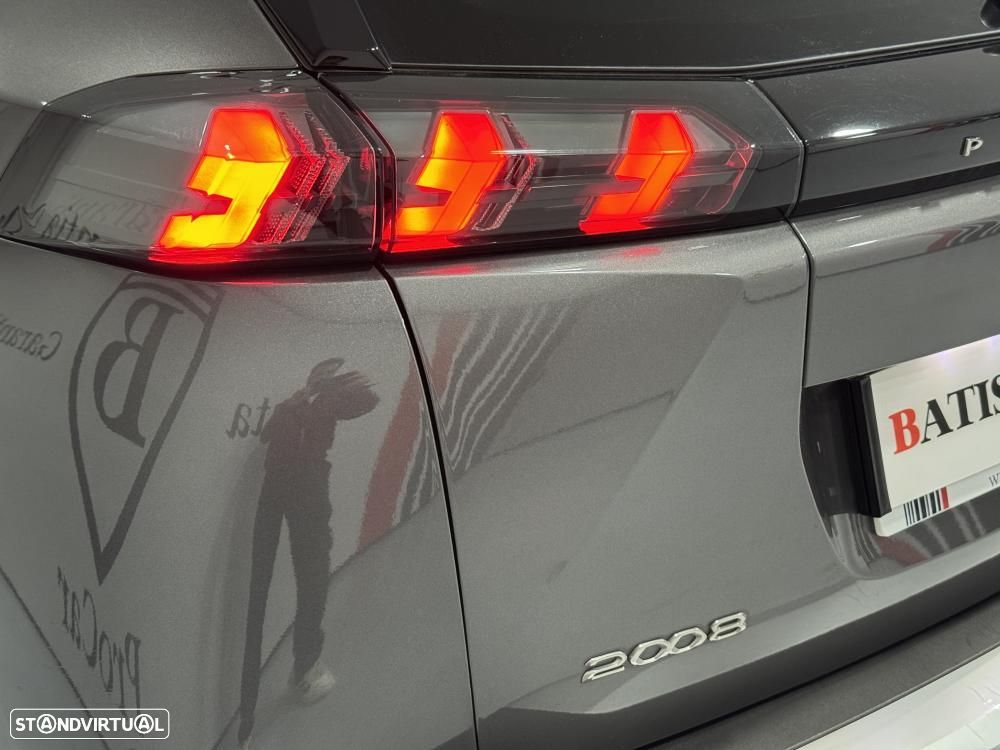 Peugeot 2008 PureTech 100 Allure - 19