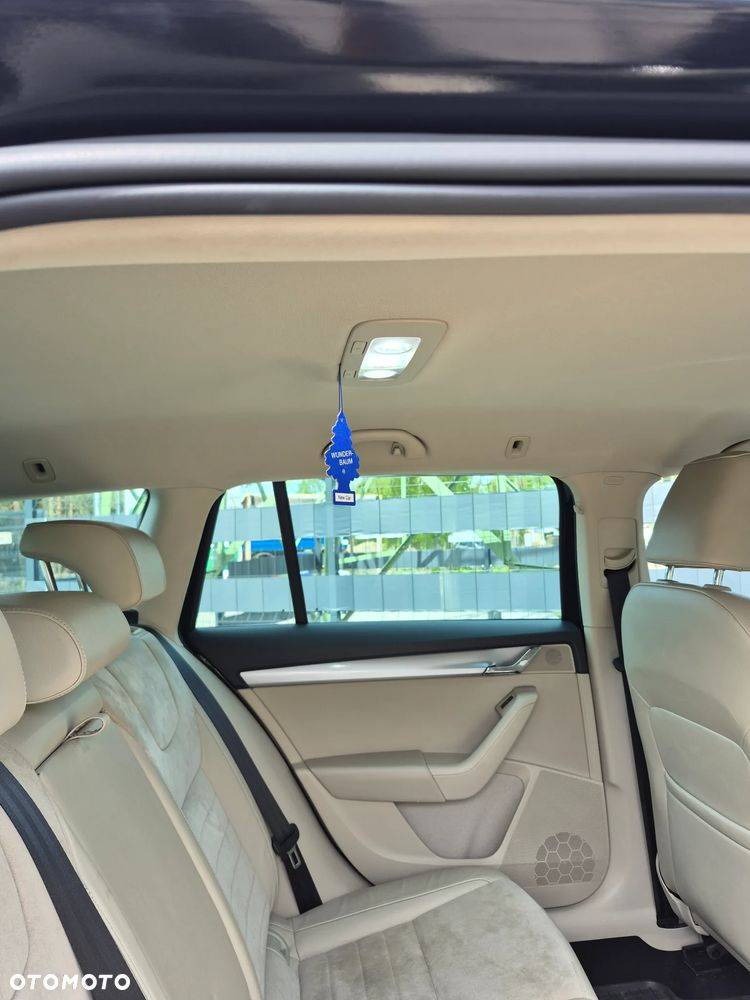 Skoda Octavia 2.0 TDI Elegance DSG - 12