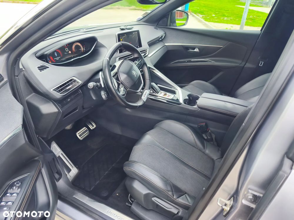 Peugeot 5008 THP 165 EAT6 Stop & Start Allure - 32