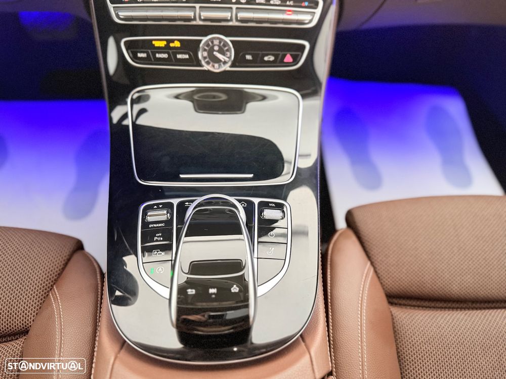 Mercedes-Benz E 220 d 9G-TRONIC Avantgarde - 24