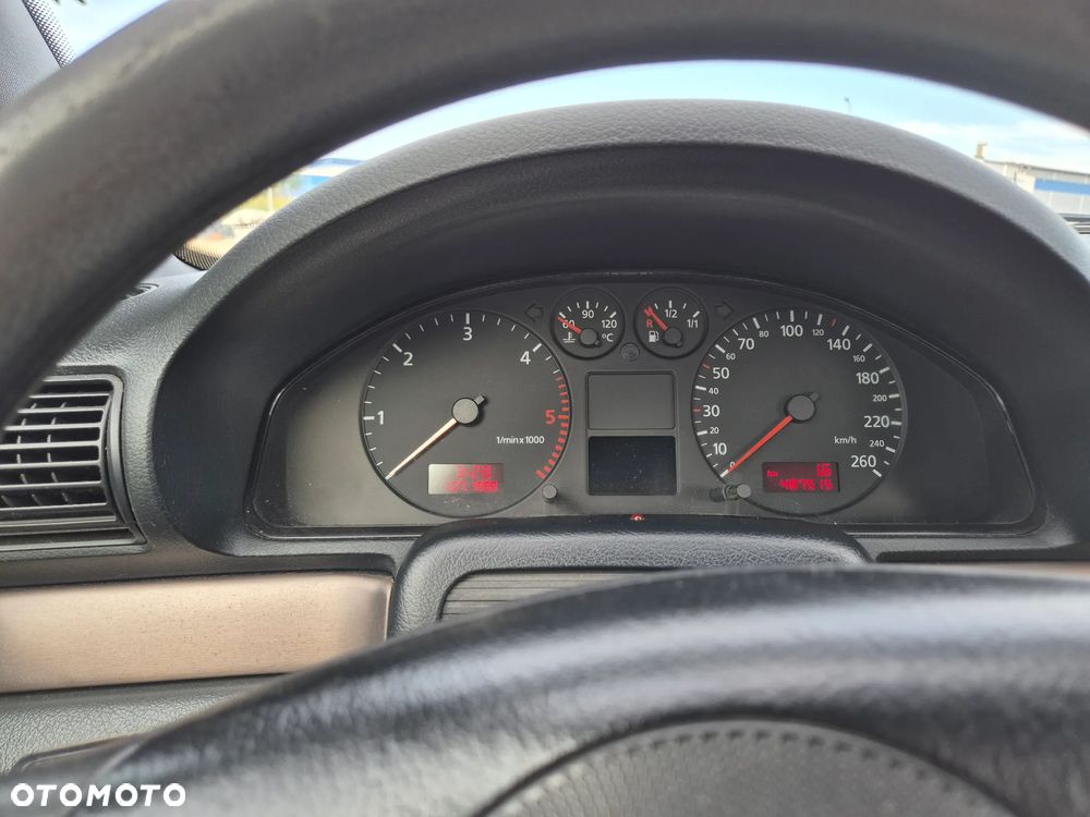 Audi A4 Avant - 9