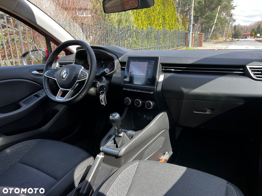 Renault Clio TCe 100 EXPERIENCE - 24