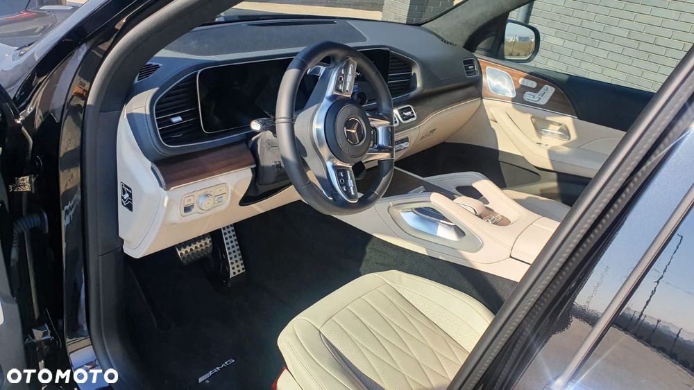 Mercedes-Benz GLE AMG 53 4-Matic Premium Plus - 3