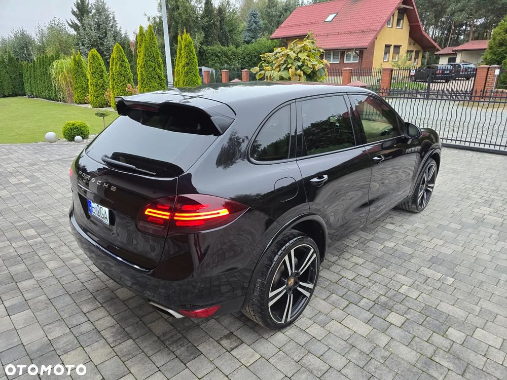 Porsche Cayenne Diesel Platinum Edition - 11