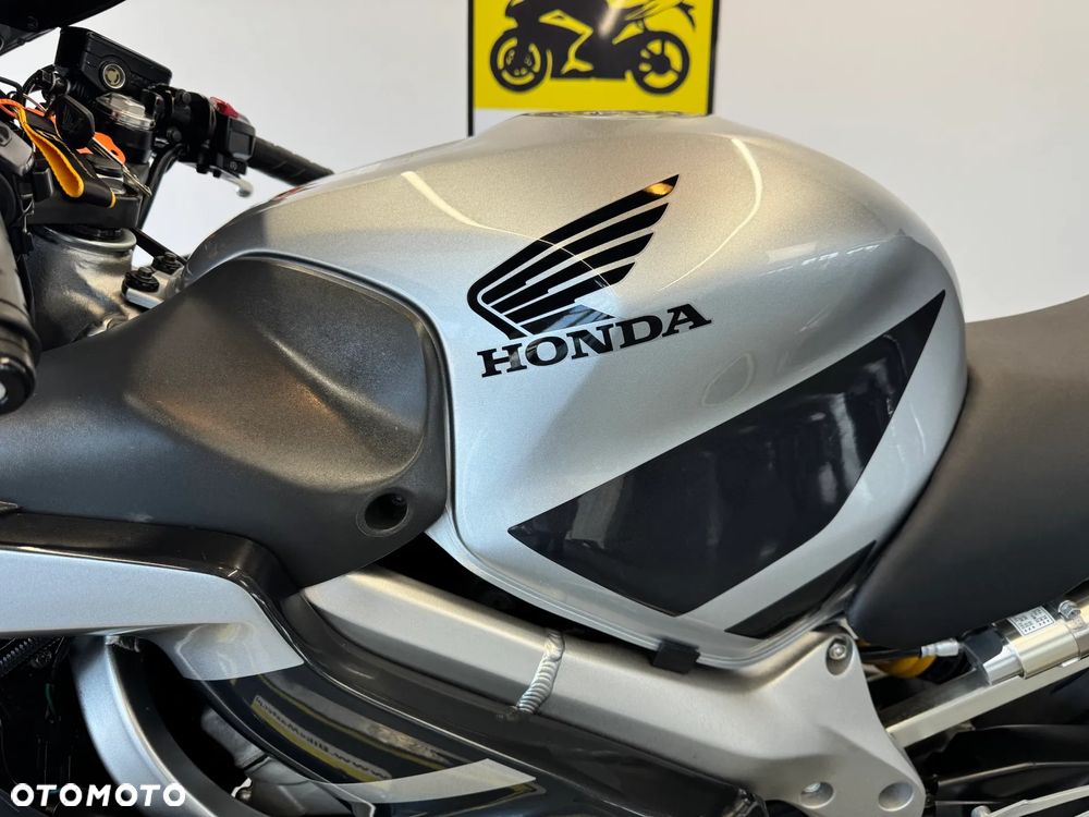 Honda CBR - 21