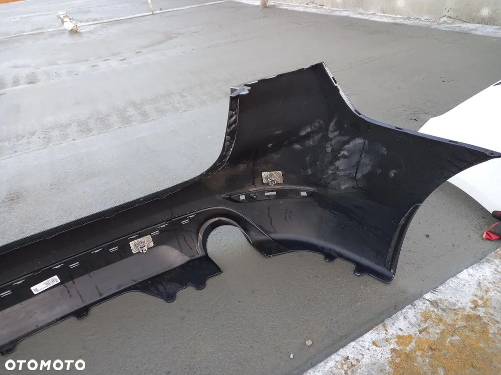 BMW 2 F46 LIFT LCI ZDERZAK TYLNY TYŁ - 10
