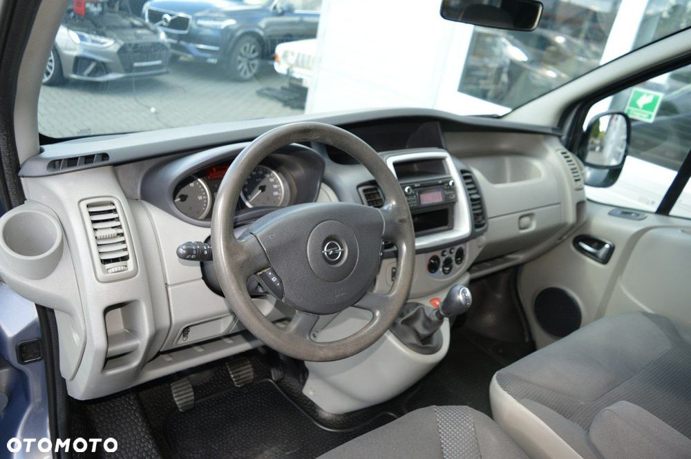 Opel Vivaro - 20