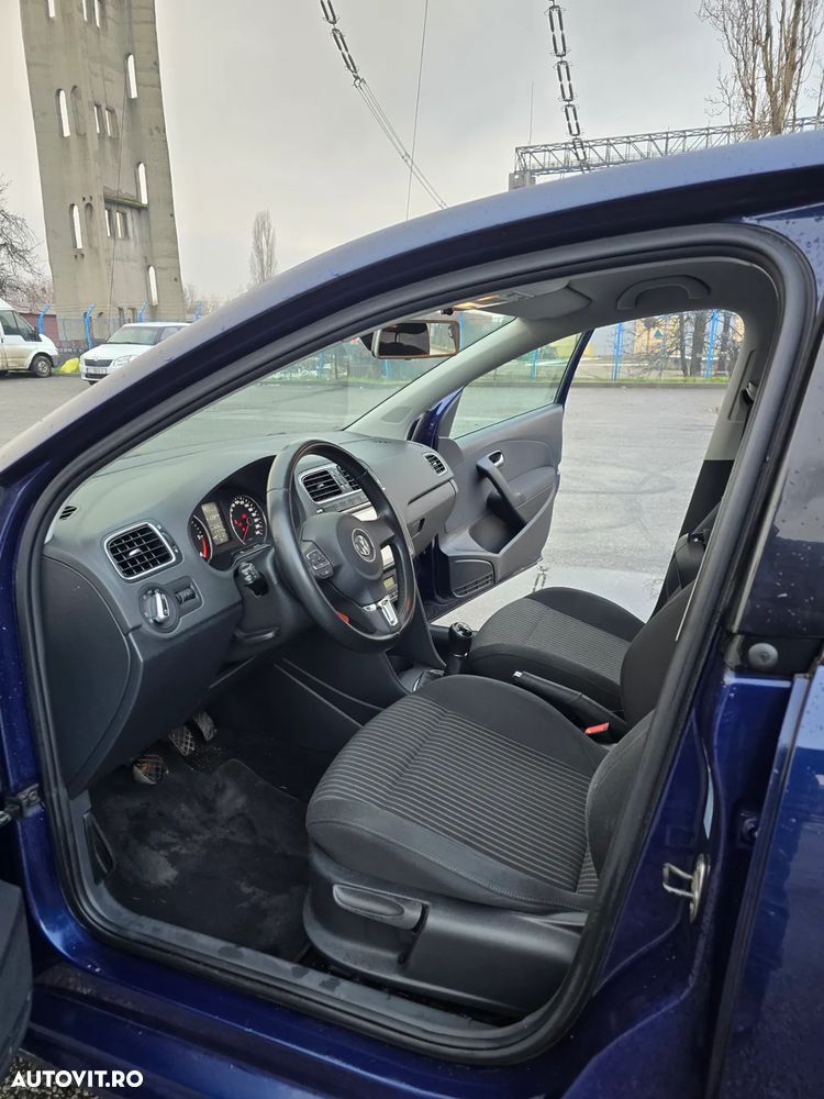 Volkswagen Polo 1.6 TDI DPF Highline BlueMotion Technology - 14