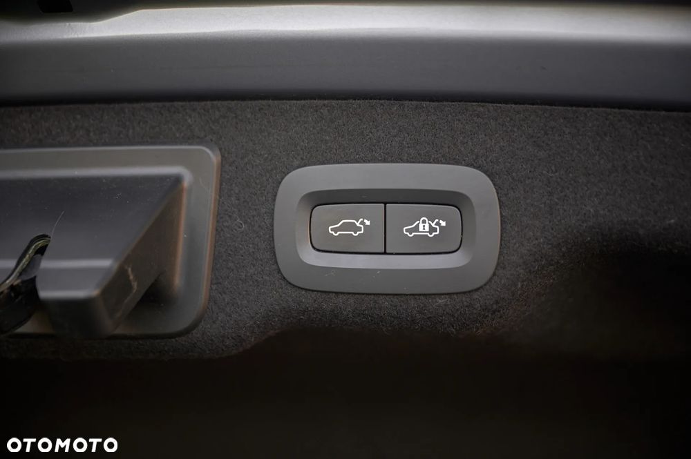 Volvo S90 - 22