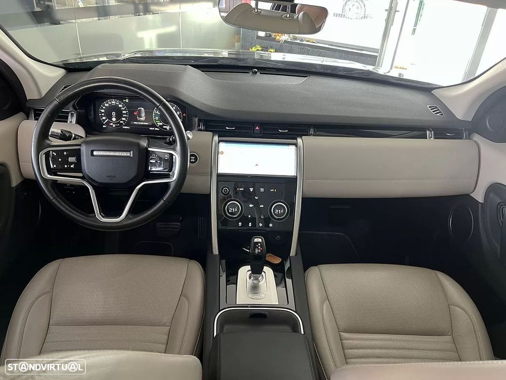 Land Rover Discovery Sport 1.5 I3 P300e AWD SE - 11