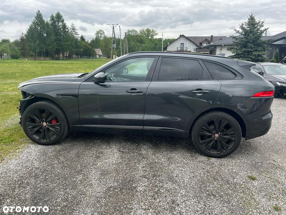 Jaguar F-Pace 3.0 V6 AWD S - 8