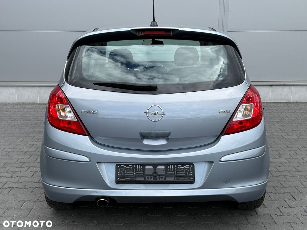 Opel Corsa 1.6 Turbo GSi - 11