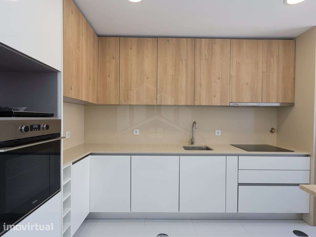 Apartamento T2+1 com garagem Box - Valadares - Grande imagem: 4/23