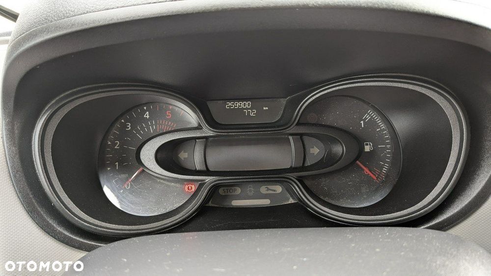 Renault Trafic - 21