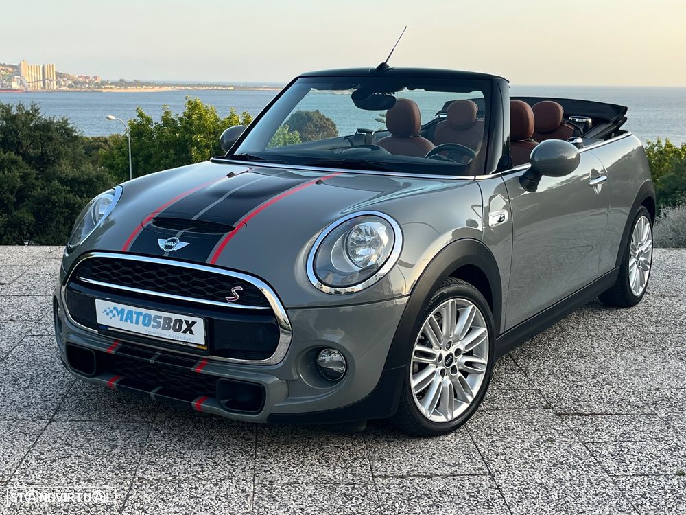 MINI Cabrio Cooper S Sidewalk - 3