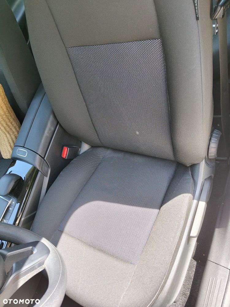 Mercedes-Benz CLA - 8