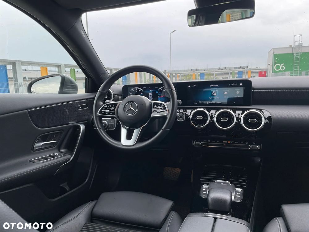 Mercedes-Benz Klasa A 180 Progressive 7G-DCT - 25
