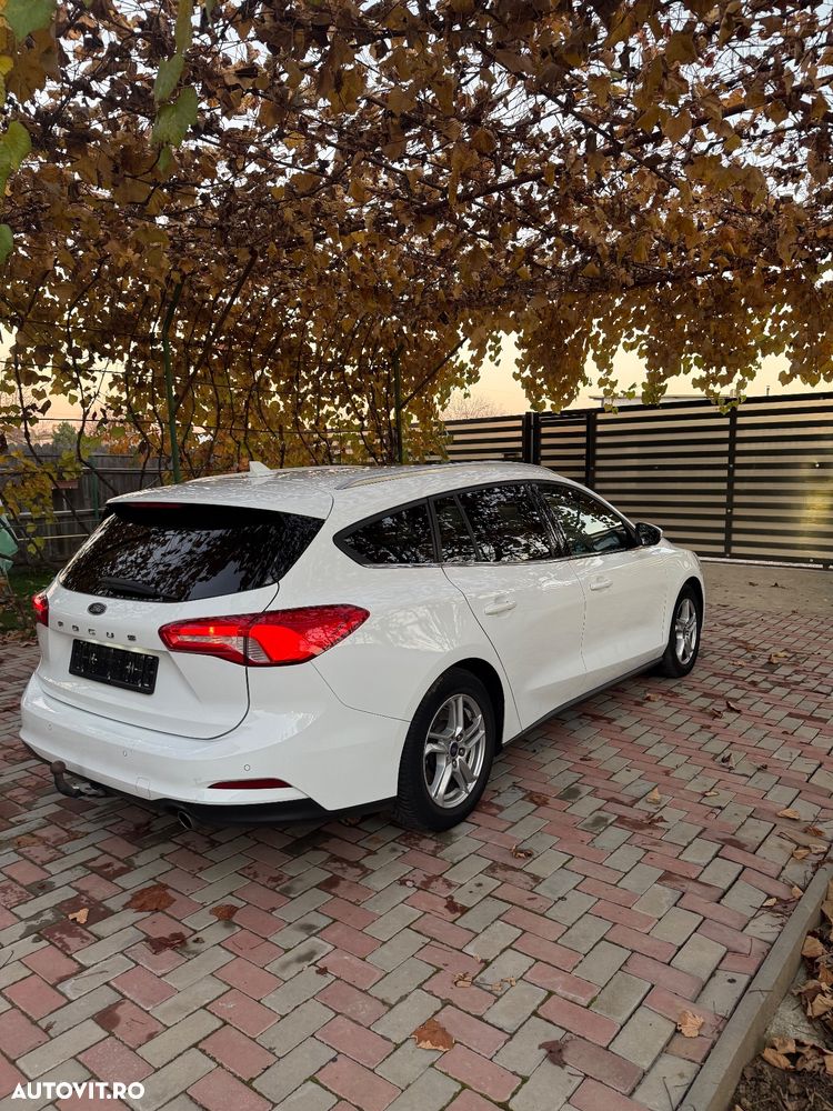 Ford Focus 1.0 EcoBoost Trend Edition - 5