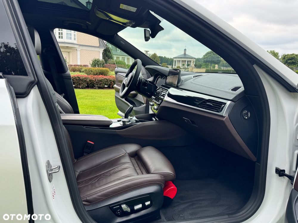 BMW 6GT 640d xDrive M Sport sport - 15