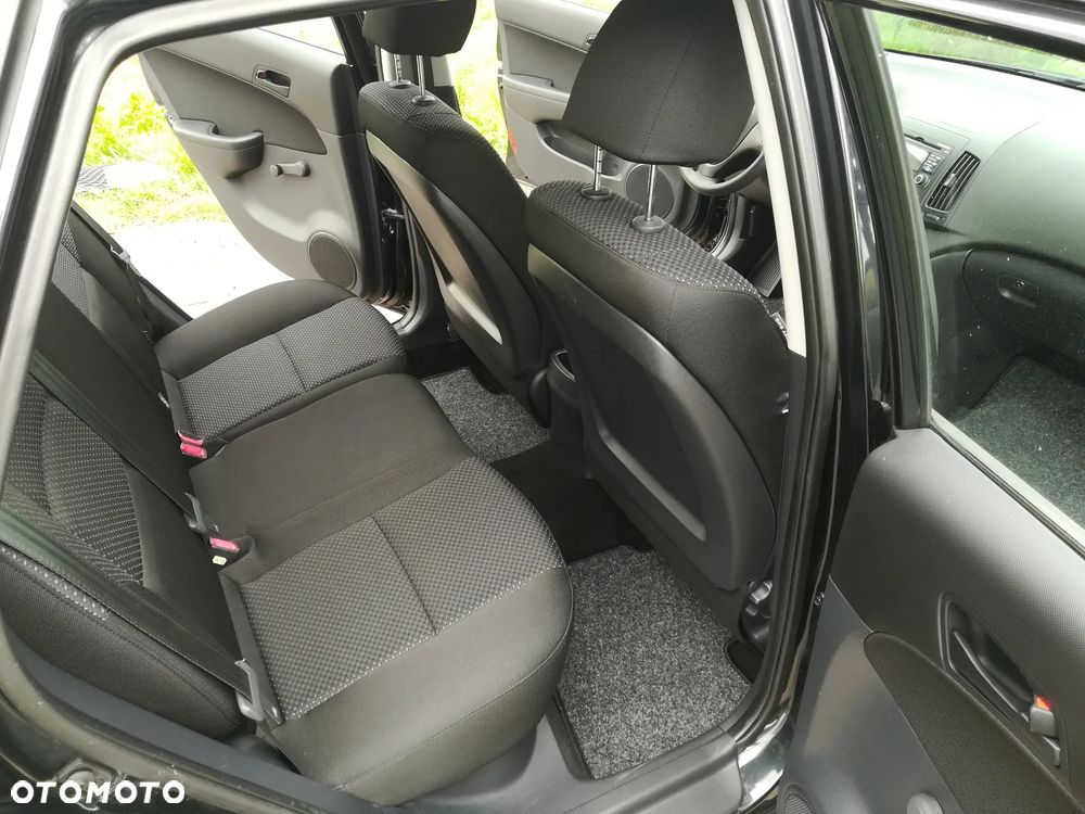 Hyundai i30 1.4 Edition Plus - 12