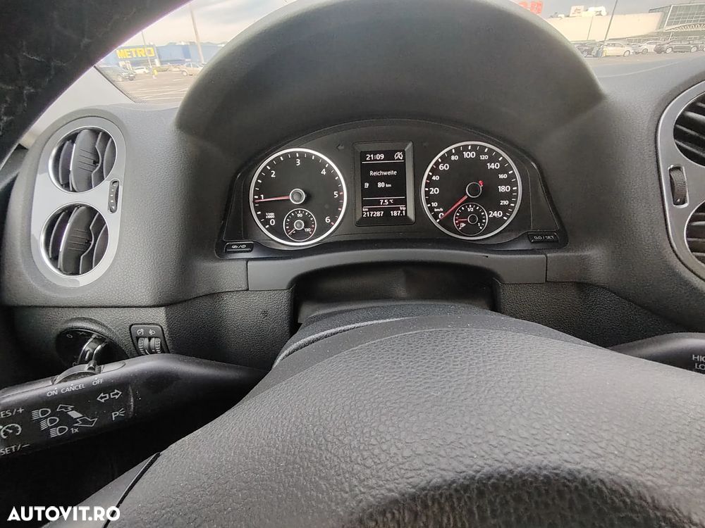 Volkswagen Tiguan 2.0 TDI DPF BlueMotion Technology CityScape - 8