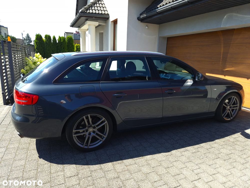 Audi A4 Avant - 14
