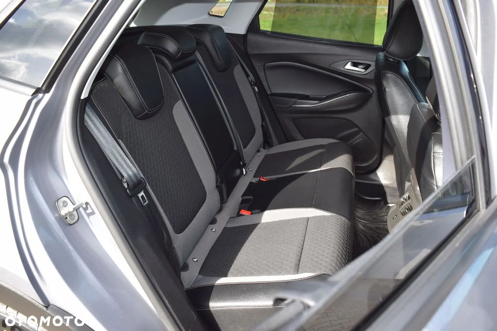 Opel Grandland X 1.6 T PHEV 4x4 Ultimate - 24