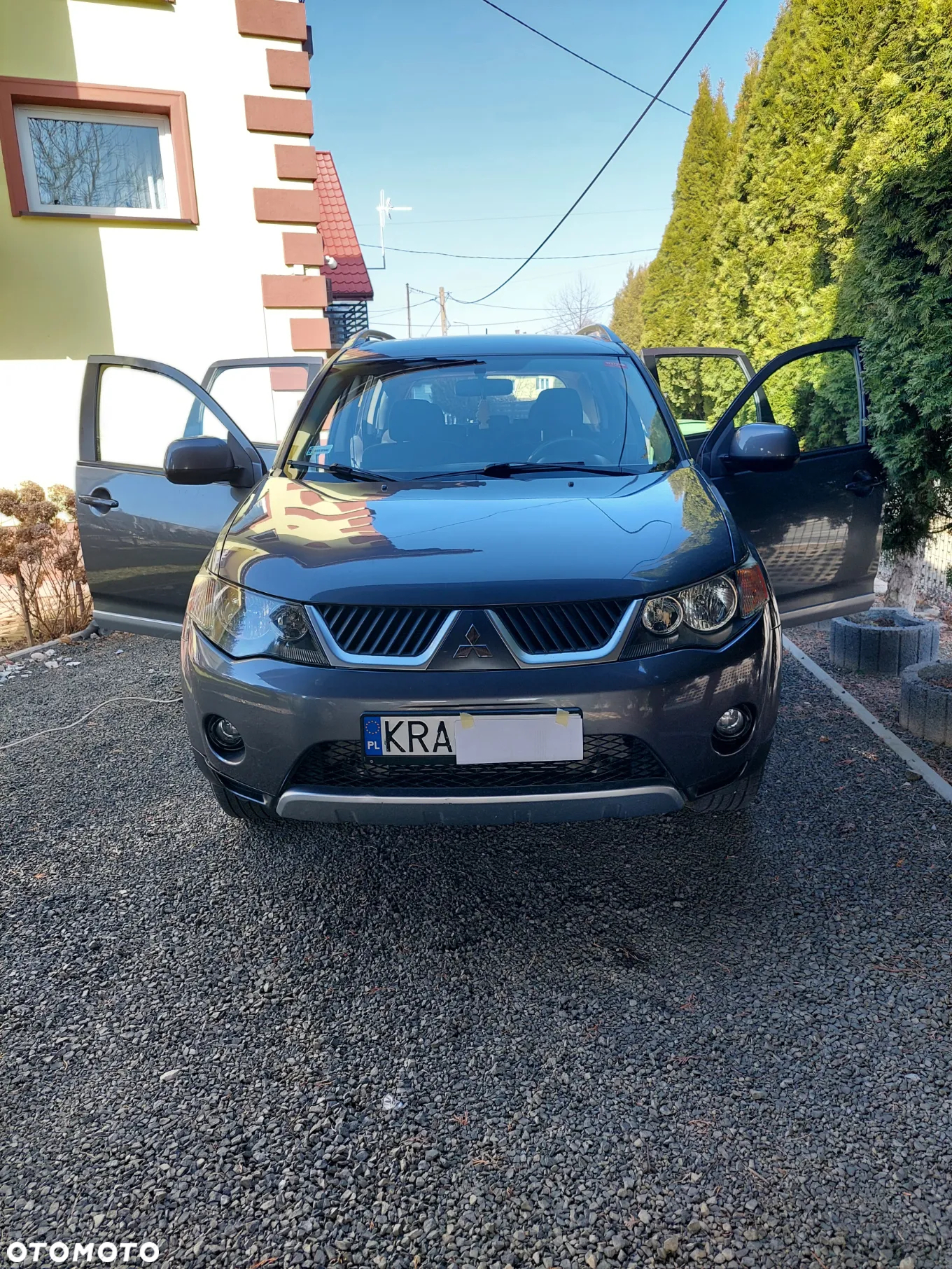 Mitsubishi Outlander - 13