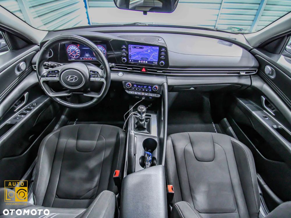 Hyundai Elantra 1.6 Smart - 5