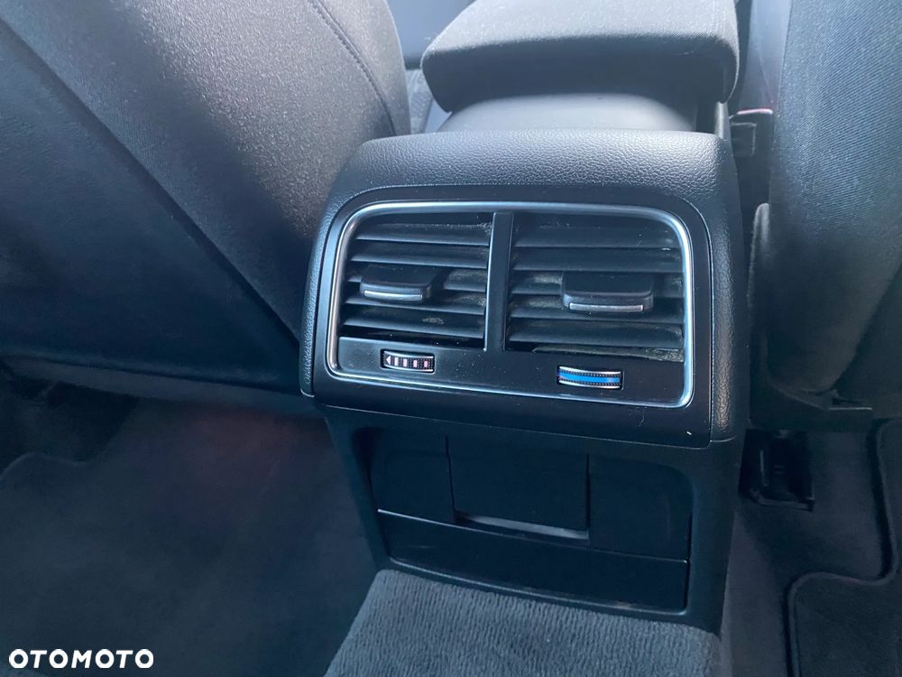 Audi A4 Avant 2.0 TDI ultra DPF Attraction - 15