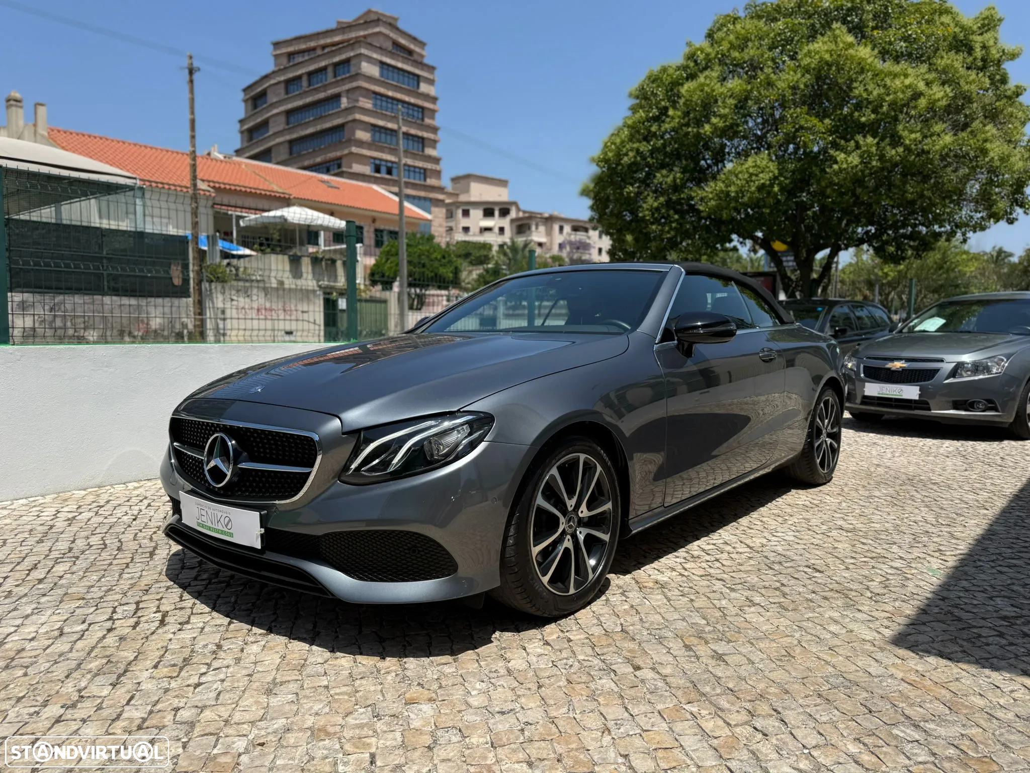 Mercedes-Benz E 220 - 4