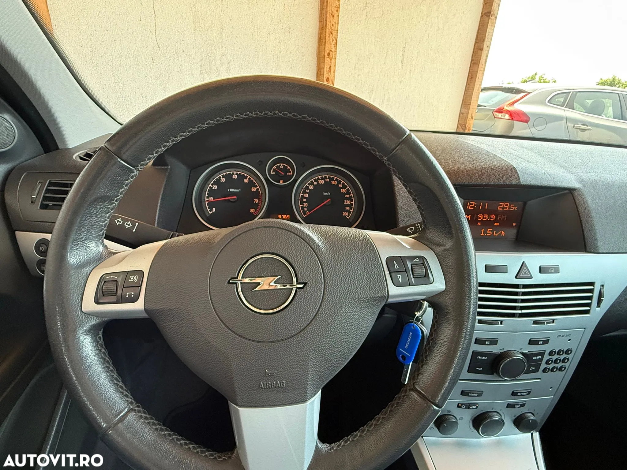 Opel Astra 1.6 Cosmo - 9