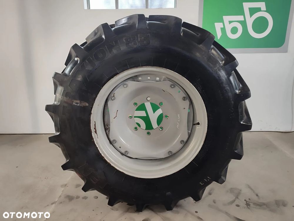 Koło przednie R28 MASSEY FERGUSON 6714 - 4