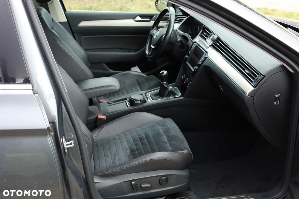 Volkswagen Passat 2.0 TDI BMT Highline - 11